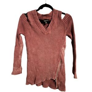 Rock & Republic - Distressed Burgundy V-Neck Asymmetrical Sweater